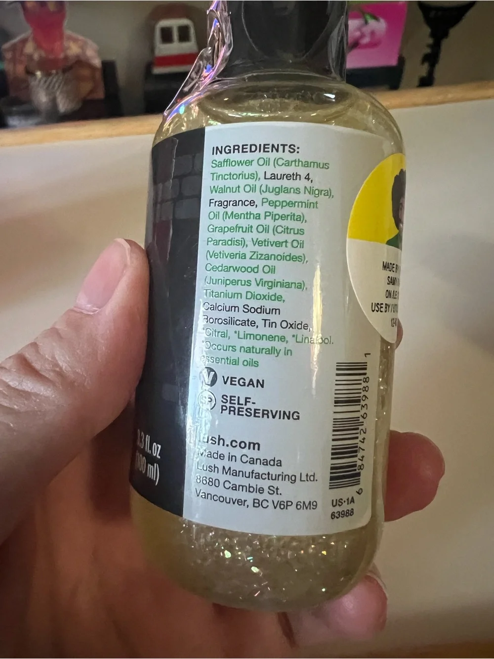 Lush SNOWING BATH OUL 3.3 oz SEASONAL OUT OF STOCK ITEM SEALED